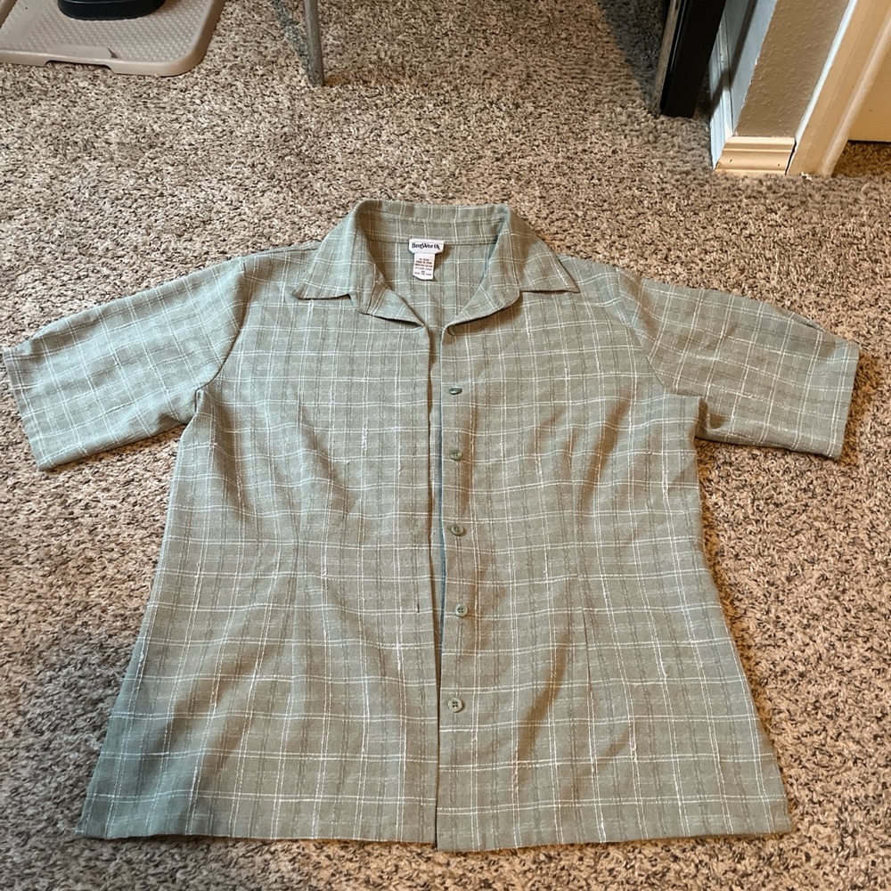 Green Plaid Button-Up Shirt